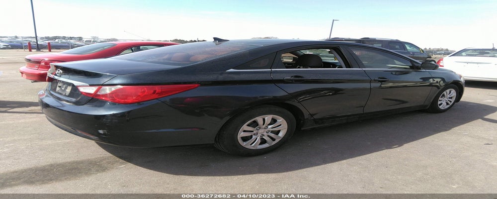 5NPEB4AC1BH042702 2011 HYUNDAI SONATA photo no. 4