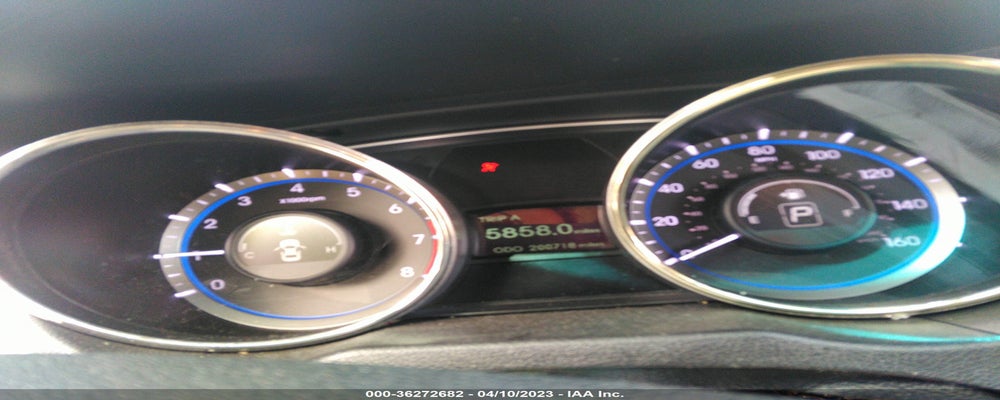 5NPEB4AC1BH042702 2011 HYUNDAI SONATA photo no. 7