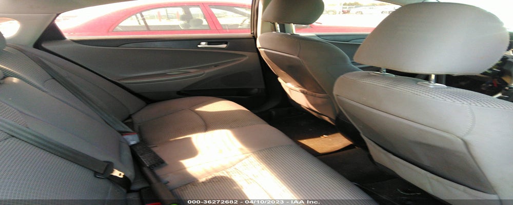 5NPEB4AC1BH042702 2011 HYUNDAI SONATA photo no. 8