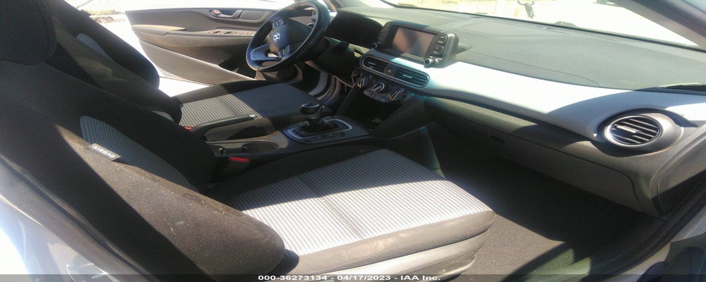 KM8K62AA9JU084397 2018 HYUNDAI KONA photo no. 5