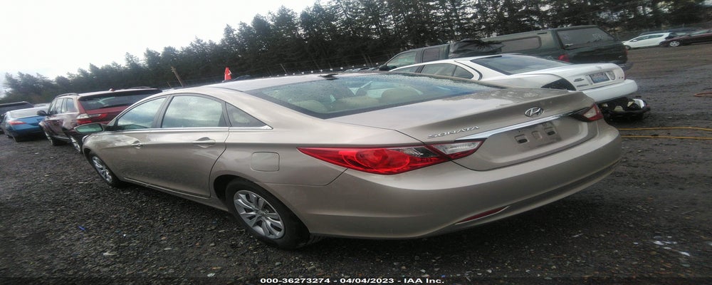 5NPEB4AC0BH034963 2011 HYUNDAI SONATA photo no. 3