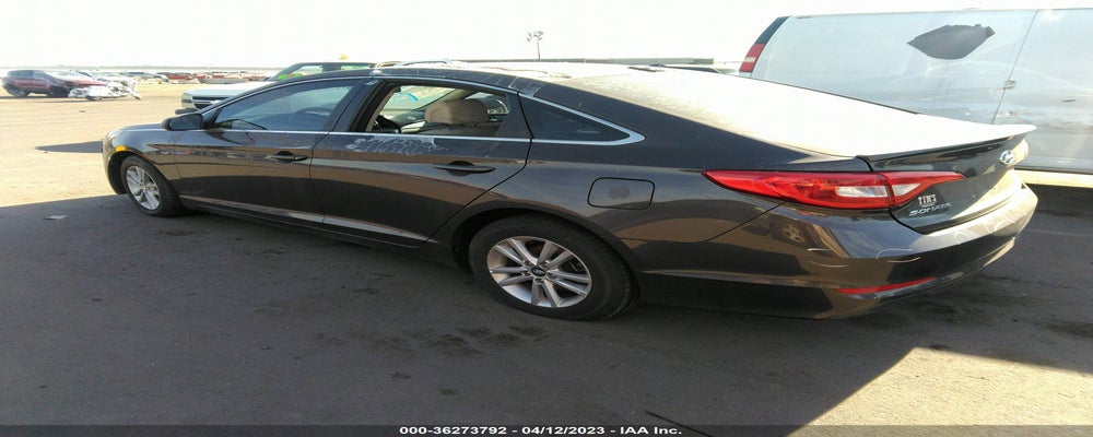 5NPE24AF4FH069070 2015 HYUNDAI SONATA photo no. 3