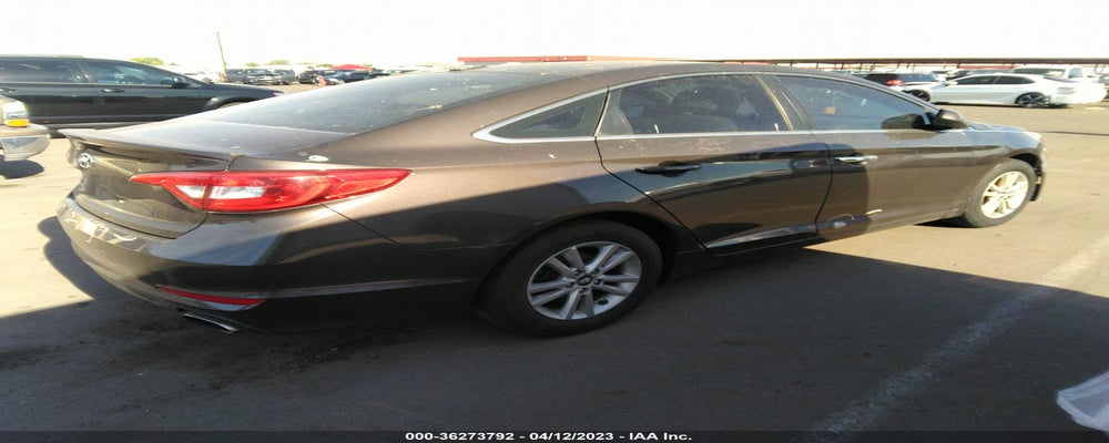 5NPE24AF4FH069070 2015 HYUNDAI SONATA photo no. 4