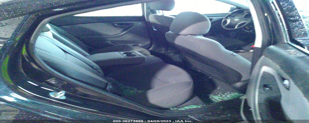 5NPDH4AE4FH574690 2015 HYUNDAI ELANTRA photo no. 8