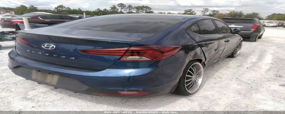 5NPD74LF5KH475217 2019 HYUNDAI ELANTRA photo no. 4