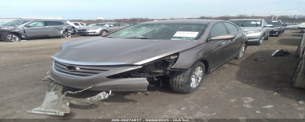 5NPEB4AC7EH942055 2014 HYUNDAI SONATA photo no. 2