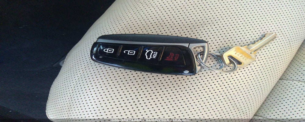 KMHGN4JE6GU137752 2016 HYUNDAI GENESIS photo no. 11