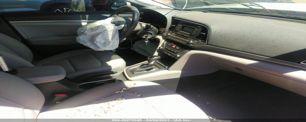 KMHD74LF1HU423688 2017 HYUNDAI ELANTRA photo no. 5