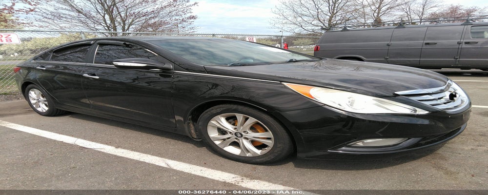 5NPEC4AC3BH306628 2011 HYUNDAI SONATA photo no. 2