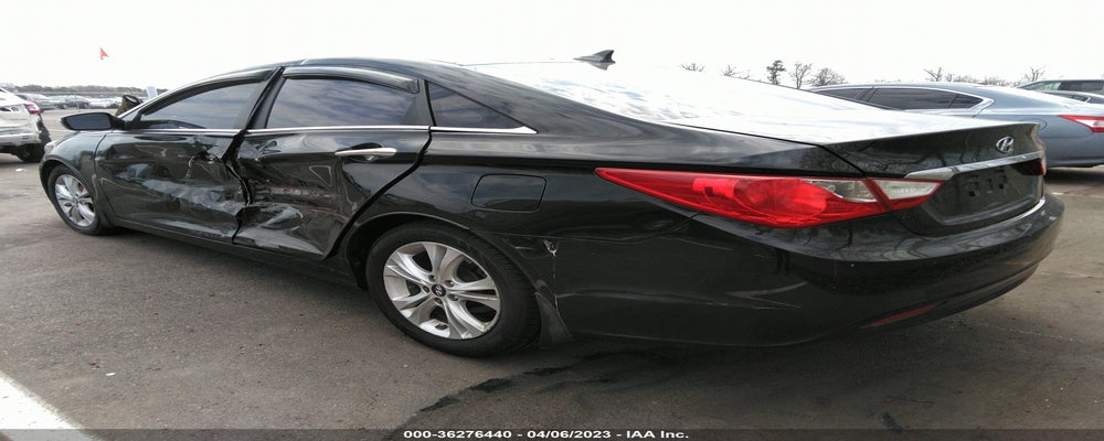 5NPEC4AC3BH306628 2011 HYUNDAI SONATA photo no. 3