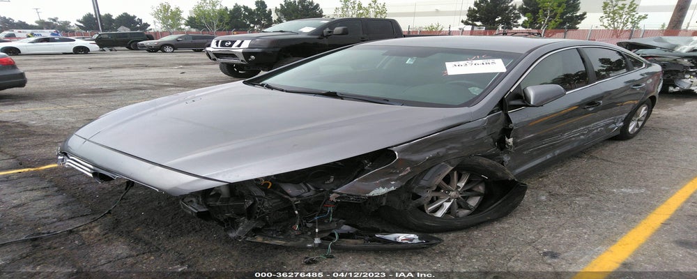 5NPE24AF9JH674596 2018 HYUNDAI SONATA photo no. 2