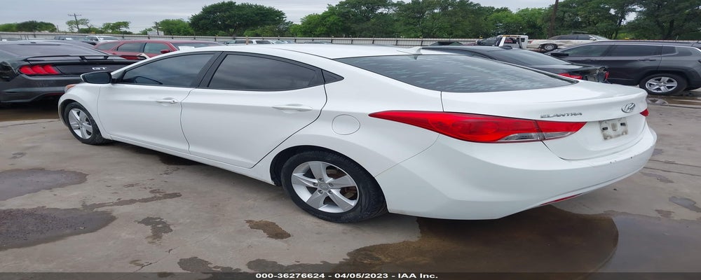 5NPDH4AE2DH442458 2013 HYUNDAI ELANTRA photo no. 3