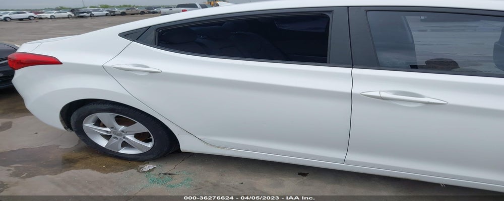 5NPDH4AE2DH442458 2013 HYUNDAI ELANTRA photo no. 6