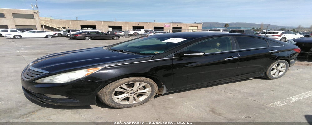 5NPEC4AC3BH283206 2011 HYUNDAI SONATA photo no. 2
