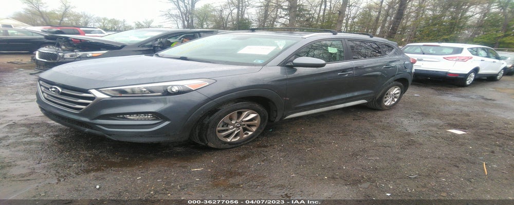 KM8J33A41HU463120 2017 HYUNDAI TUCSON photo no. 2