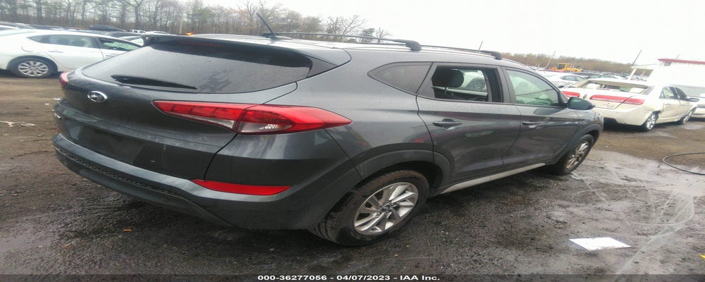 KM8J33A41HU463120 2017 HYUNDAI TUCSON photo no. 4