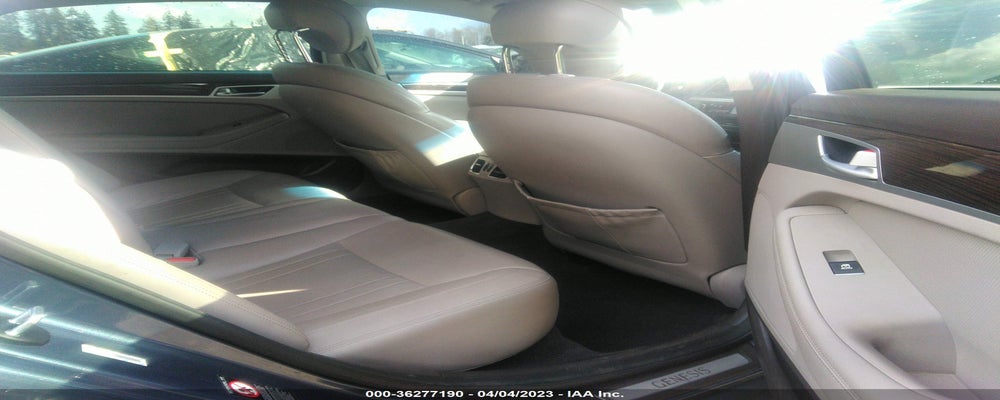 KMHGN4JE4FU062449 2015 HYUNDAI GENESIS photo no. 8
