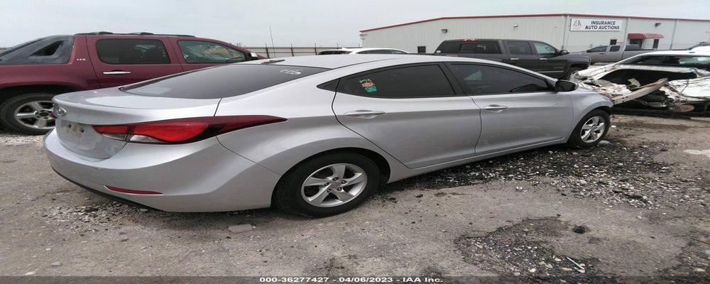 5NPDH4AE5FH649963 2015 HYUNDAI ELANTRA photo no. 4