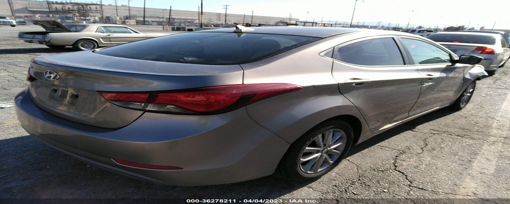5NPDH4AE6FH639815 2015 HYUNDAI ELANTRA photo no. 4