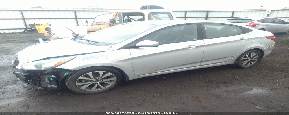 KMHCT4AE4HU288420 2017 HYUNDAI ACCENT photo no. 2