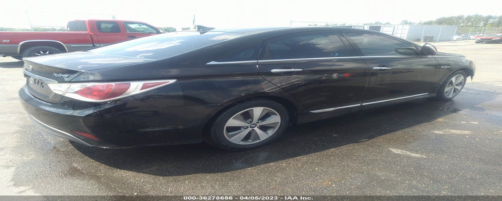 KMHEC4A40BA013300 2011 HYUNDAI SONATA photo no. 4
