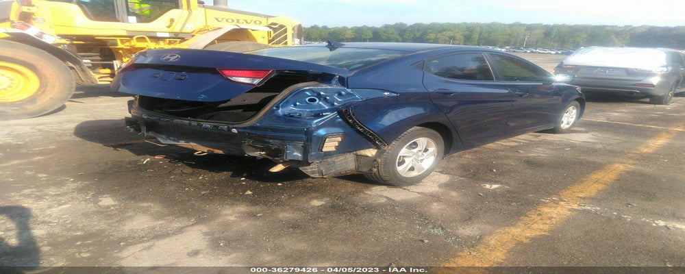 5NPDH4AE5FH645637 2015 HYUNDAI ELANTRA photo no. 4