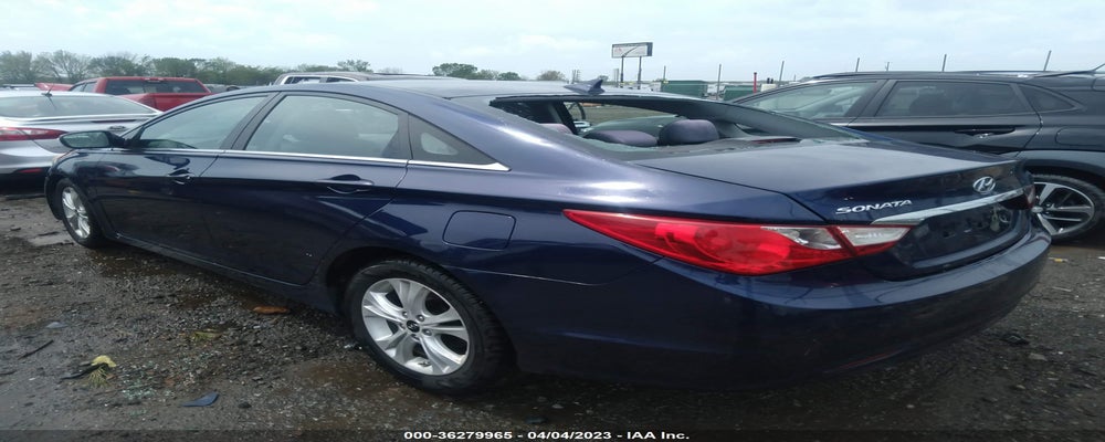 5NPEB4AC2BH026721 2011 HYUNDAI SONATA photo no. 3