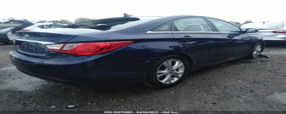 5NPEB4AC2BH026721 2011 HYUNDAI SONATA photo no. 4