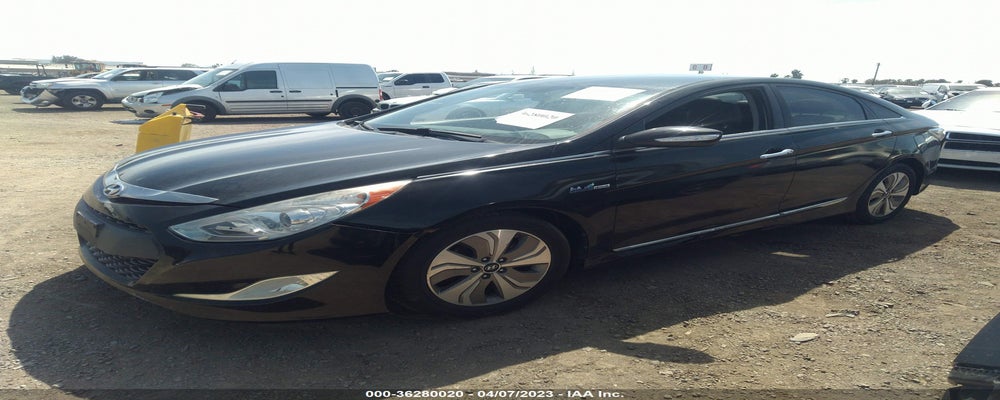 KMHEC4A41FA130924 2015 HYUNDAI SONATA HYBRID photo no. 2