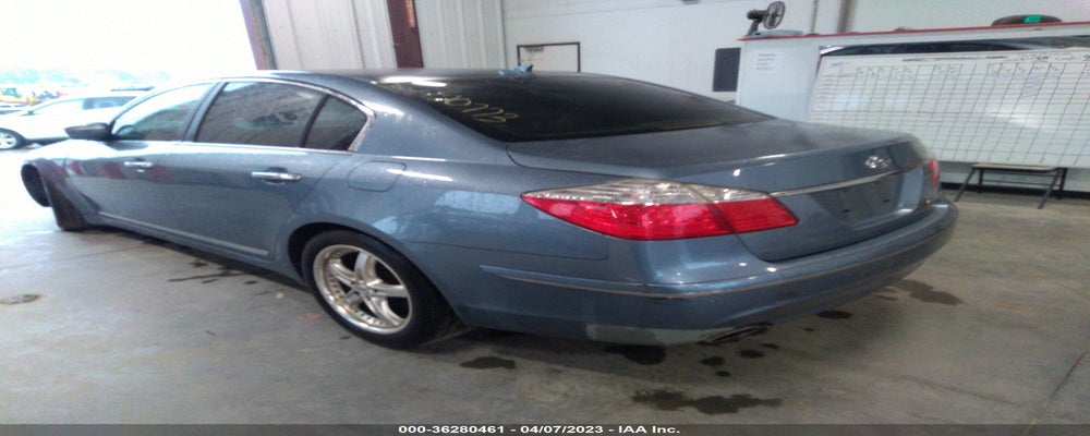 KMHGC4DF2BU120773 2011 HYUNDAI GENESIS photo no. 3