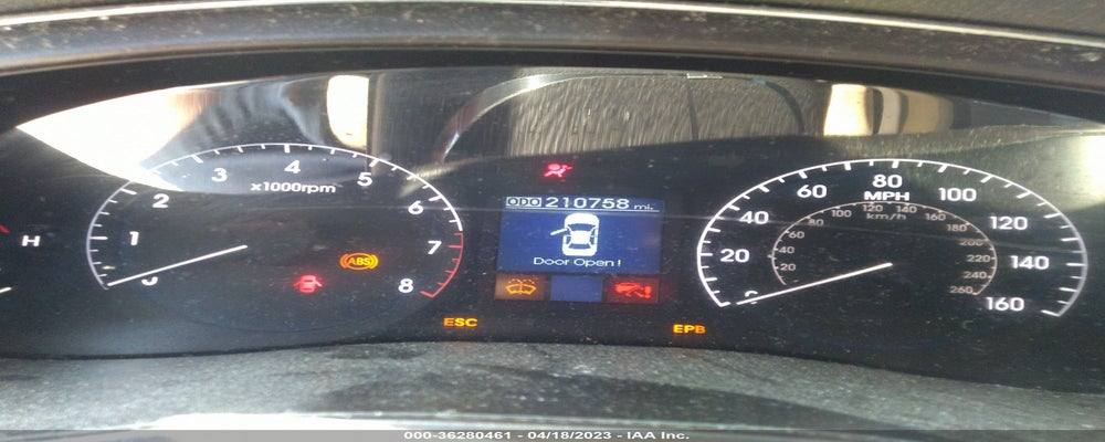 KMHGC4DF2BU120773 2011 HYUNDAI GENESIS photo no. 7