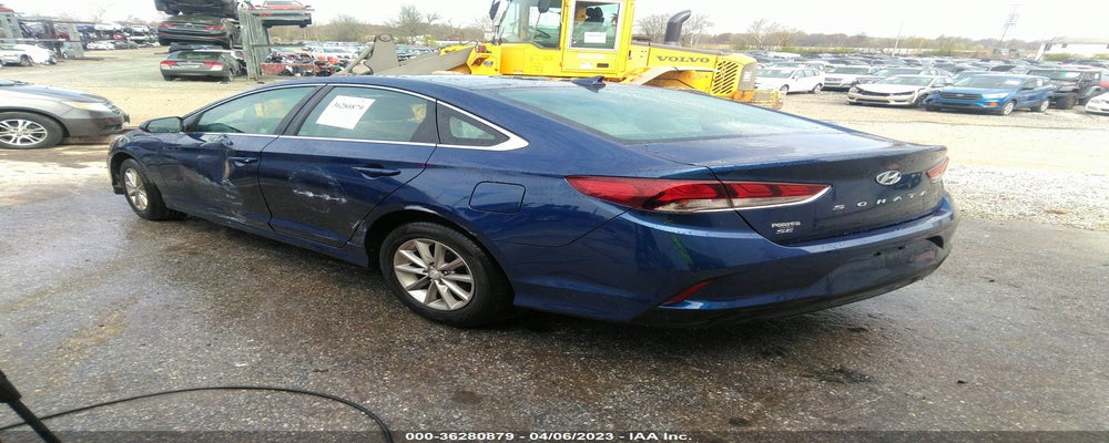 5NPE24AF0KH738526 2019 HYUNDAI SONATA photo no. 3
