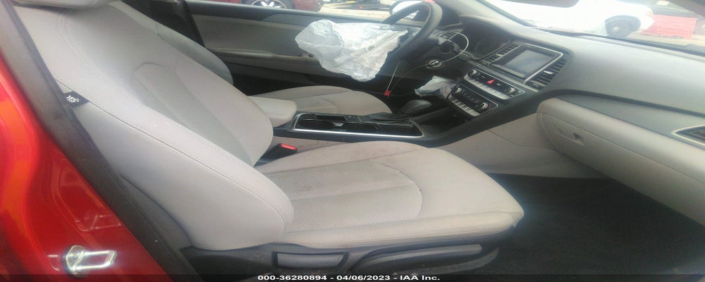 5NPE24AF7JH598215 2018 HYUNDAI SONATA photo no. 5