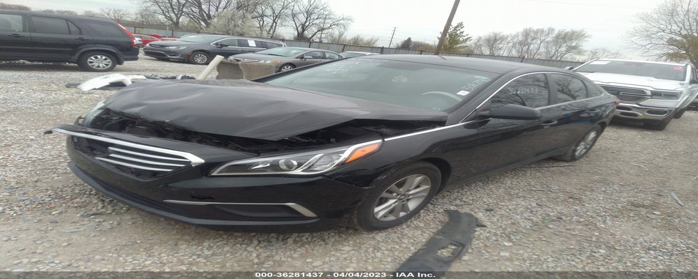 5NPE24AF7HH506790 2017 HYUNDAI SONATA photo no. 2