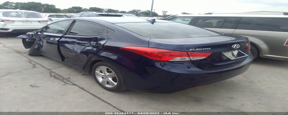 5NPDH4AE6DH442821 2013 HYUNDAI ELANTRA photo no. 3