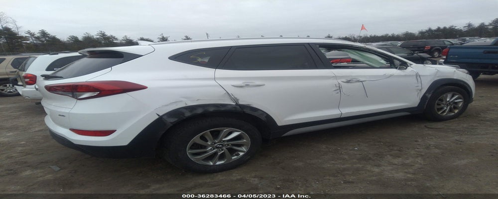 KM8J3CA48JU742859 2018 HYUNDAI TUCSON photo no. 4