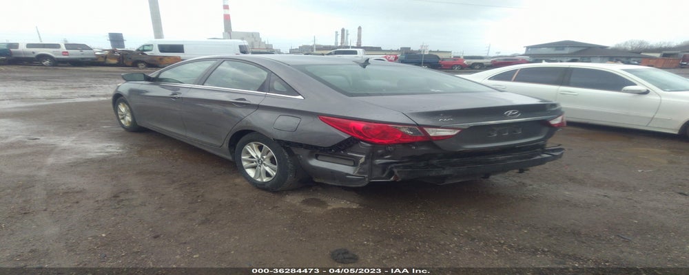 5NPEB4AC0BH280072 2011 HYUNDAI SONATA photo no. 3