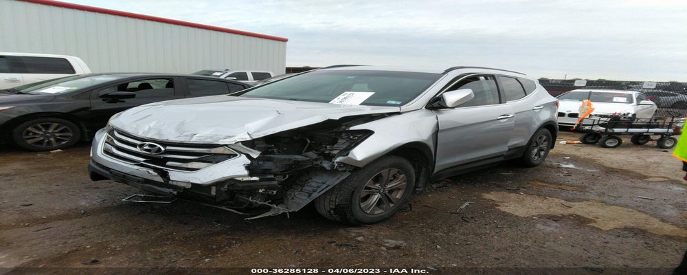 5XYZU3LB0GG356849 2016 HYUNDAI SANTA FE SPORT photo no. 2