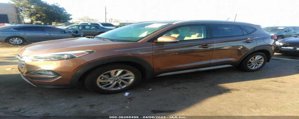 KM8J33A23HU577098 2017 HYUNDAI TUCSON photo no. 2