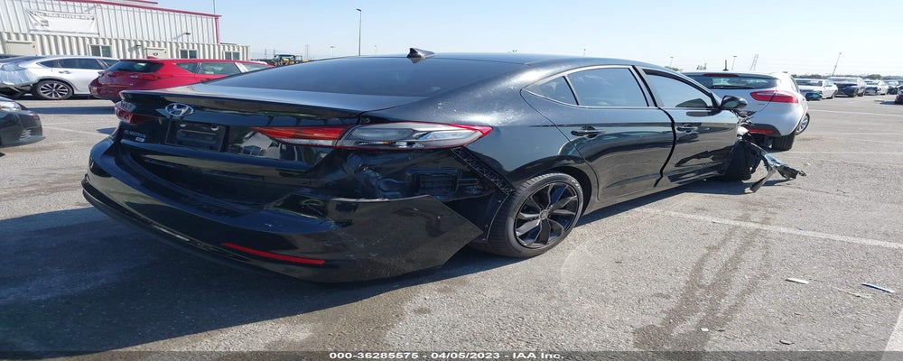 KMHD74LF3HU327948 2017 HYUNDAI ELANTRA photo no. 4