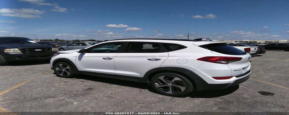 KM8J33A22GU247872 2016 HYUNDAI TUCSON photo no. 3