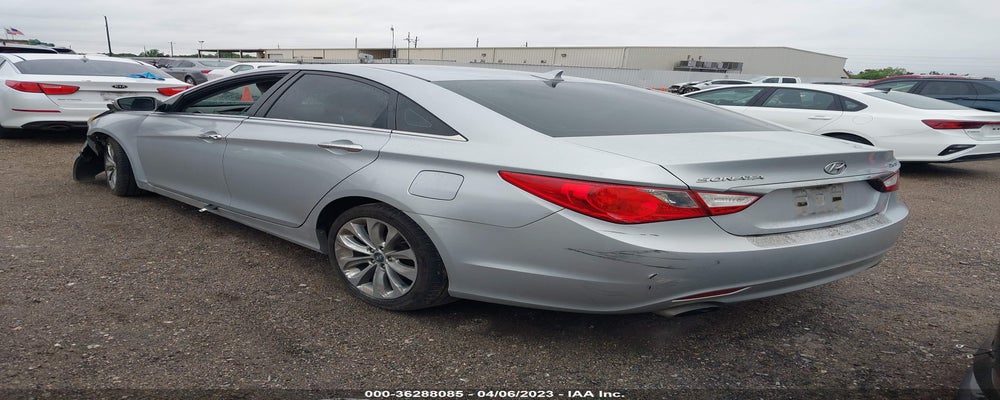 5NPEC4AB5BH230904 2011 HYUNDAI SONATA photo no. 3