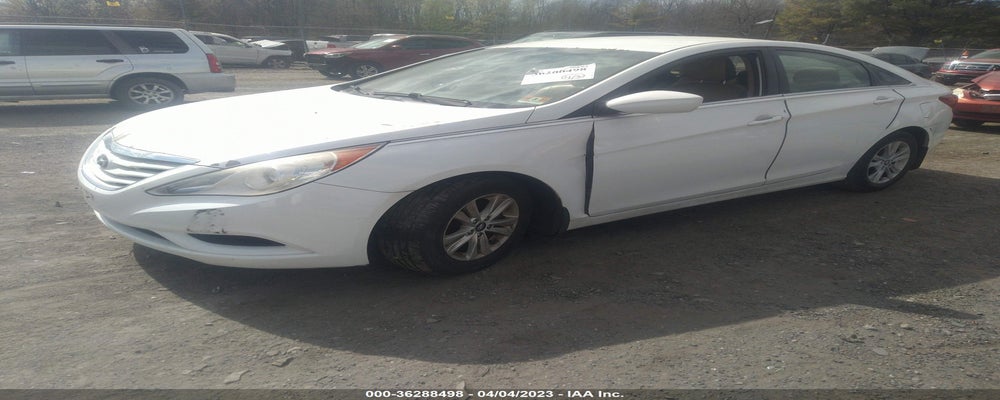 5NPEB4AC2BH124812 2011 HYUNDAI SONATA photo no. 2