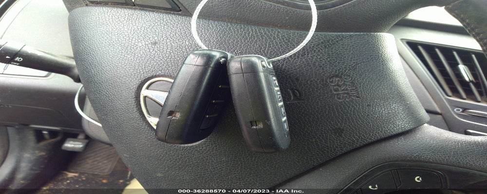 5NPEC4AC1BH084414 2011 HYUNDAI SONATA photo no. 11