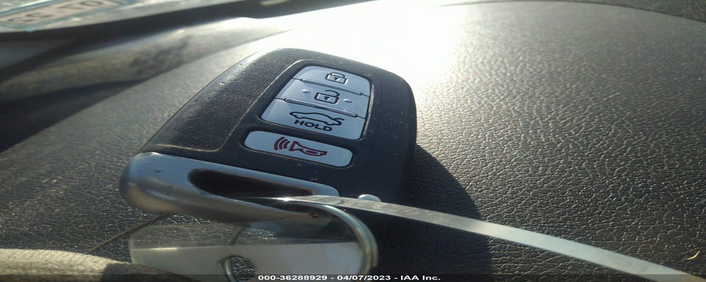 5NPEC4AB8CH367157 2012 HYUNDAI SONATA photo no. 11