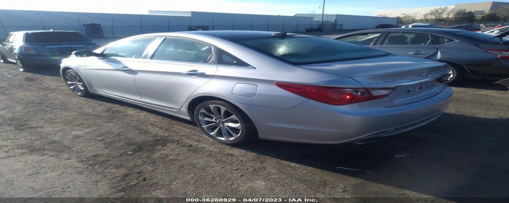 5NPEC4AB8CH367157 2012 HYUNDAI SONATA photo no. 3
