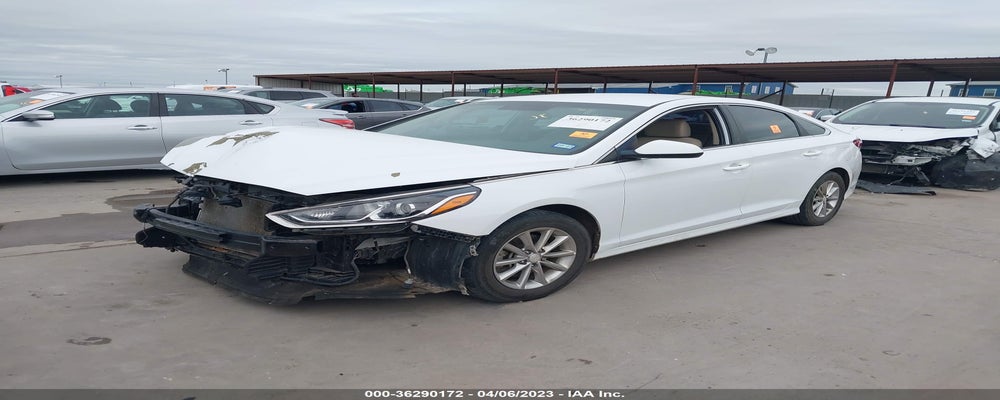 5NPE24AF9JH694413 2018 HYUNDAI SONATA photo no. 2