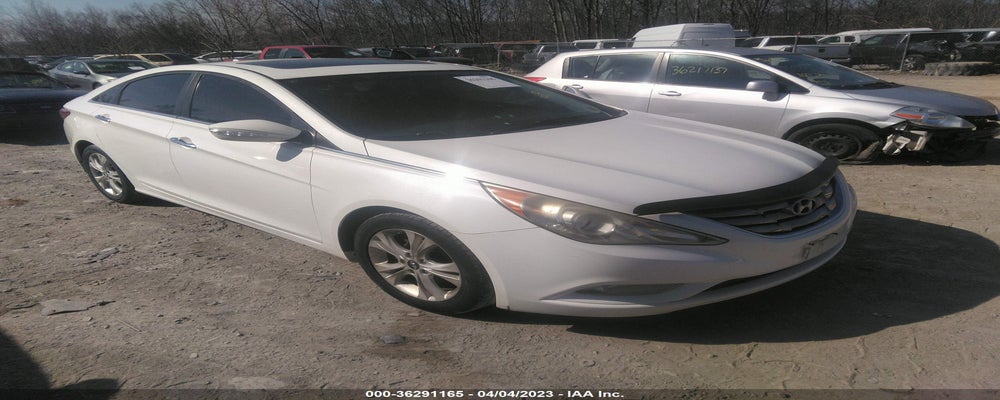 5NPEC4AC9BH299524 2011 HYUNDAI SONATA photo no. 14