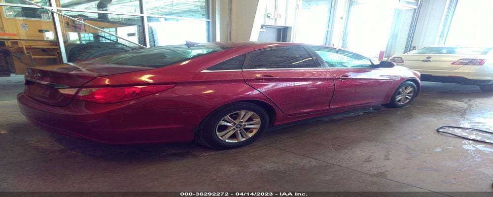 5NPEB4AC0BH284817 2011 HYUNDAI SONATA photo no. 4