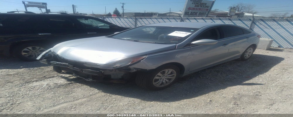 5NPEB4AC4BH072342 2011 HYUNDAI SONATA photo no. 2